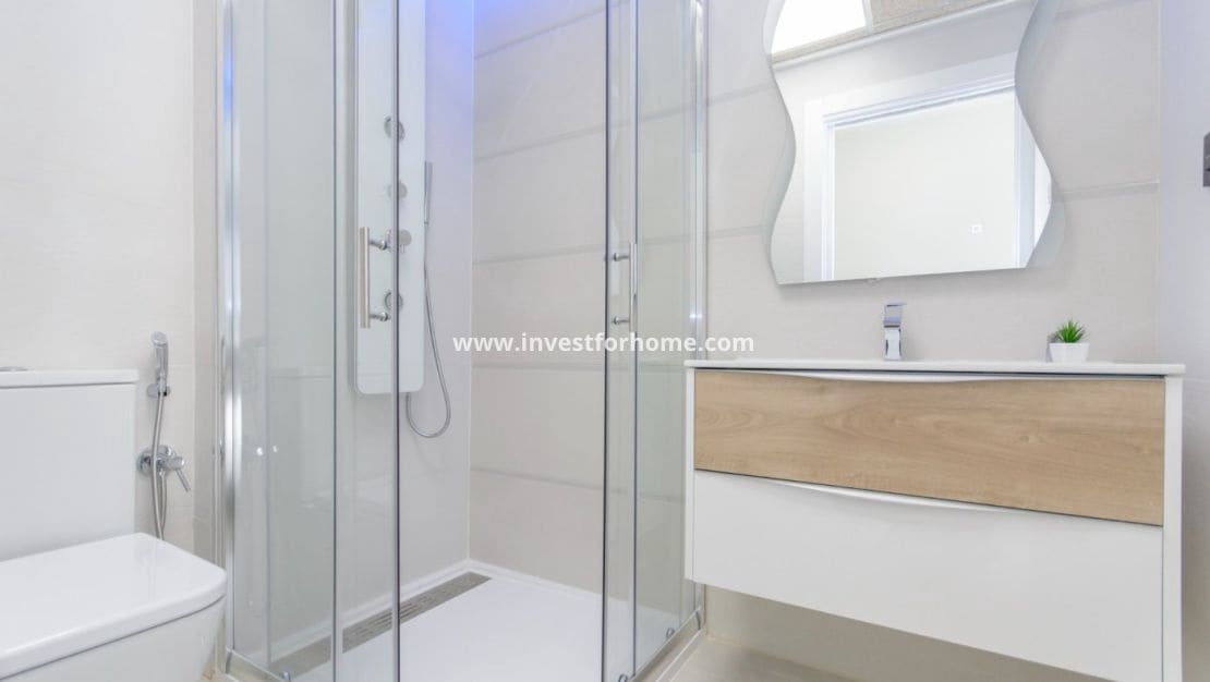 3 bedroom Bungalow for sale in Los Balcones with pool - € 325,000 (Ref: 9244438)