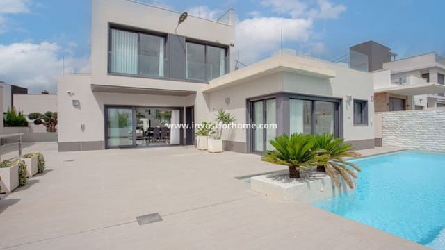 5 slaapkamer Villa te koop in San Miguel de Salinas met zwembad - € 849.000 (Ref: 9255837)