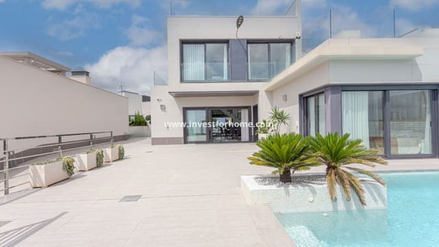 5 slaapkamer Villa te koop in San Miguel de Salinas met zwembad - € 849.000 (Ref: 9255837)