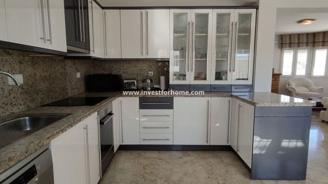 3 bedroom Villa for sale in Las Ramblas Golf, Orihuela with pool - € 465,000 (Ref: 9354228)