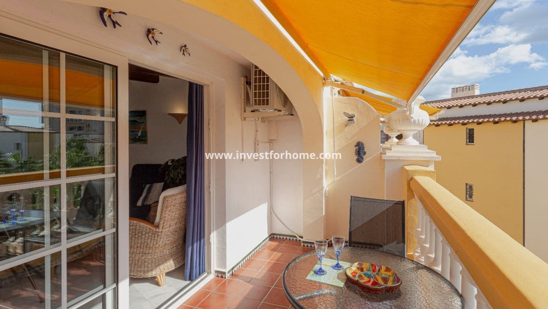 2 slaapkamer Appartement te koop in Torrevieja met zwembad - € 215.000 (Ref: 9369120)