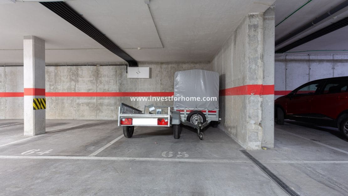 2 slaapkamer Appartement te koop in La Veleta met zwembad - € 255.000 (Ref: 9394432)