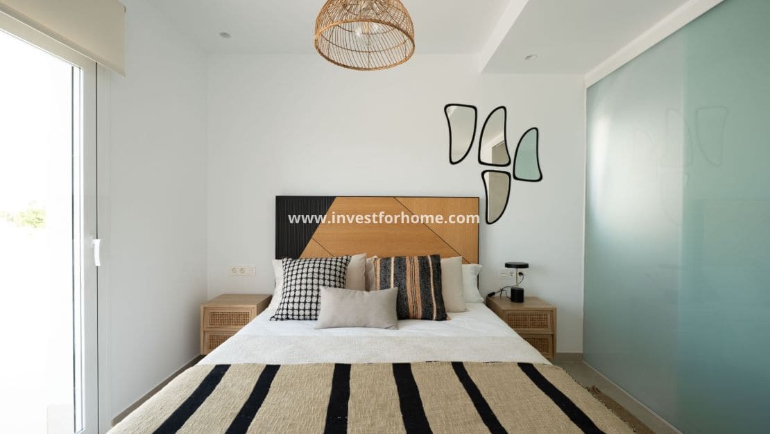 3 soveværelse Villa til salg i Pilar de la Horadada med swimmingpool - € 469.000 (Ref: 9412823)