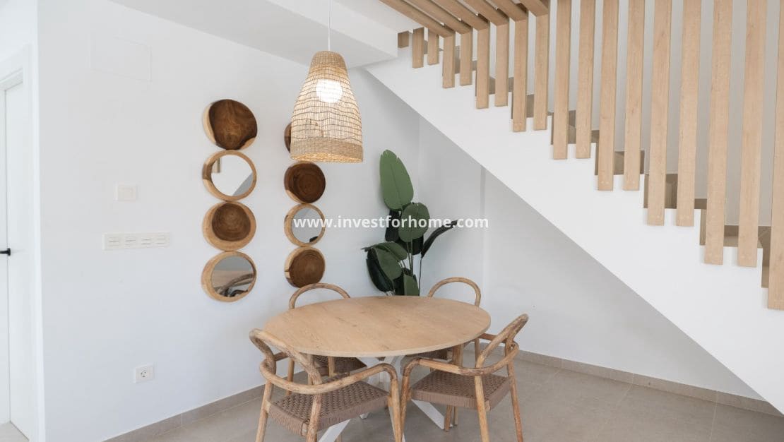 3 soveværelse Villa til salg i Pilar de la Horadada med swimmingpool - € 469.000 (Ref: 9412823)