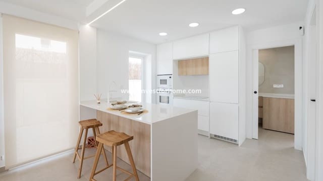 3 soveværelse Villa til salg i Pilar de la Horadada ciudad, Pilar de la Horadada med swimmingpool - € 469.000 (Ref: 9412823)