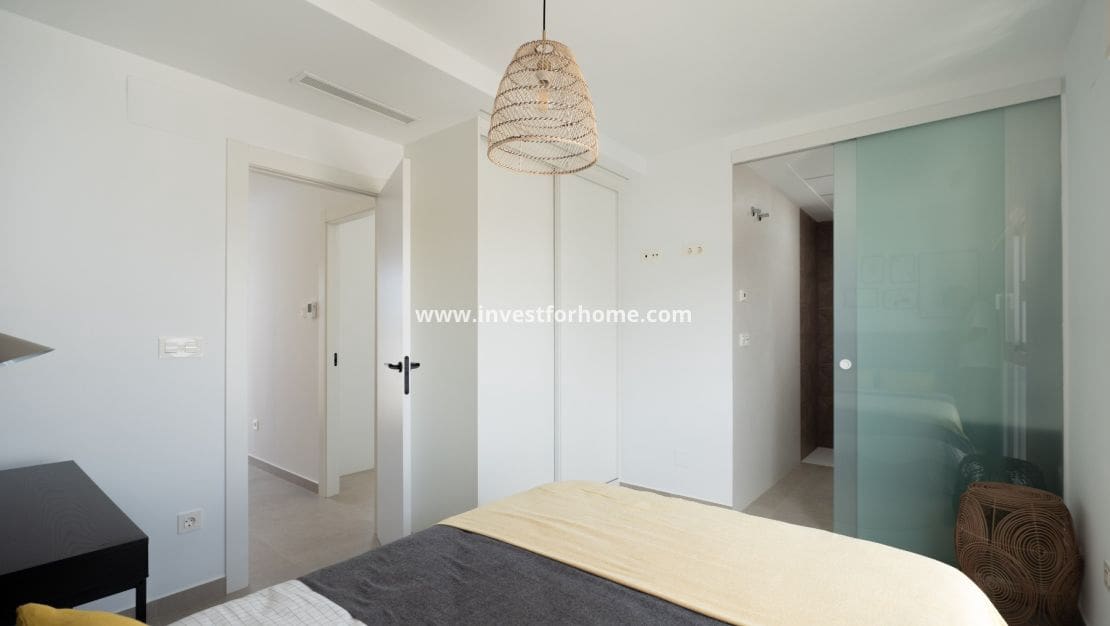 3 soveværelse Villa til salg i Pilar de la Horadada med swimmingpool - € 469.000 (Ref: 9412823)