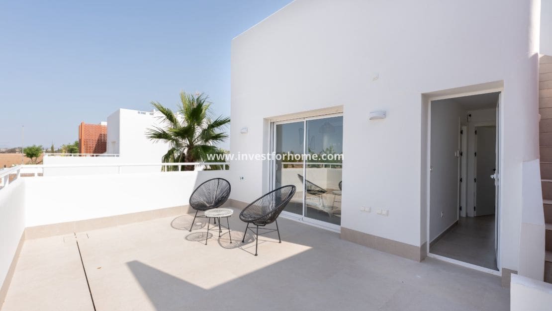 3 soveværelse Villa til salg i Pilar de la Horadada med swimmingpool - € 469.000 (Ref: 9412823)