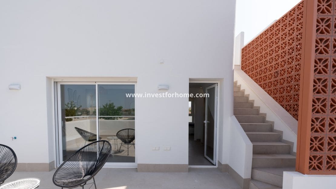 3 soveværelse Villa til salg i Pilar de la Horadada med swimmingpool - € 469.000 (Ref: 9412823)