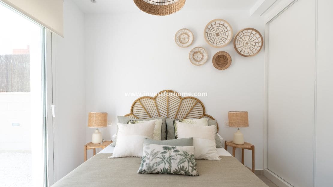 3 soveværelse Villa til salg i Pilar de la Horadada med swimmingpool - € 469.000 (Ref: 9412823)