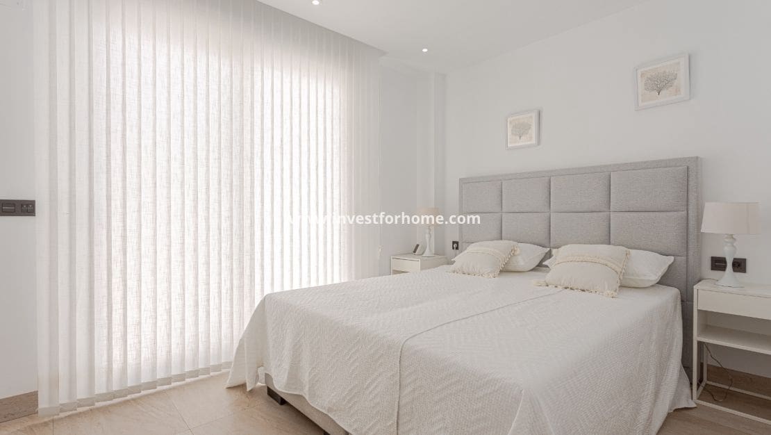 4 sovrum Villa till salu i Villamartin med pool - 495 000 € (Ref: 9417424)