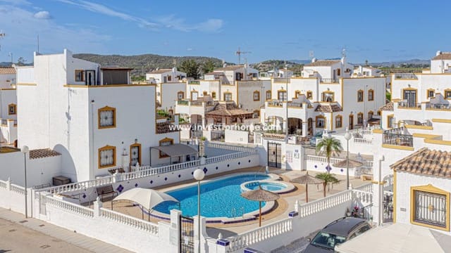 3 bedroom Townhouse for sale in Orihuela Costa, Orihuela with pool - € 185,000 (Ref: 9417425)