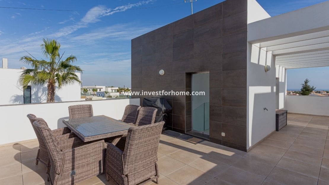 3 chambre Villa/Maison à vendre à Orihuela Costa avec piscine - 475 000 € (Ref: 9460618)
