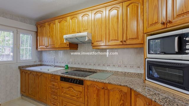 3 bedroom Villa for sale in Los Balcones with pool - € 415,000 (Ref: 9547070)