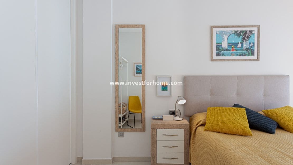 1 chambre Appartement à vendre à Torrevieja avec piscine garage - 175 000 € (Ref: 9547072)