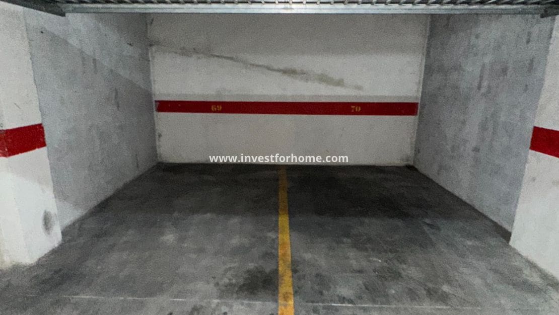 Garage te koop in Torrevieja - € 19.900 (Ref: 9547076)