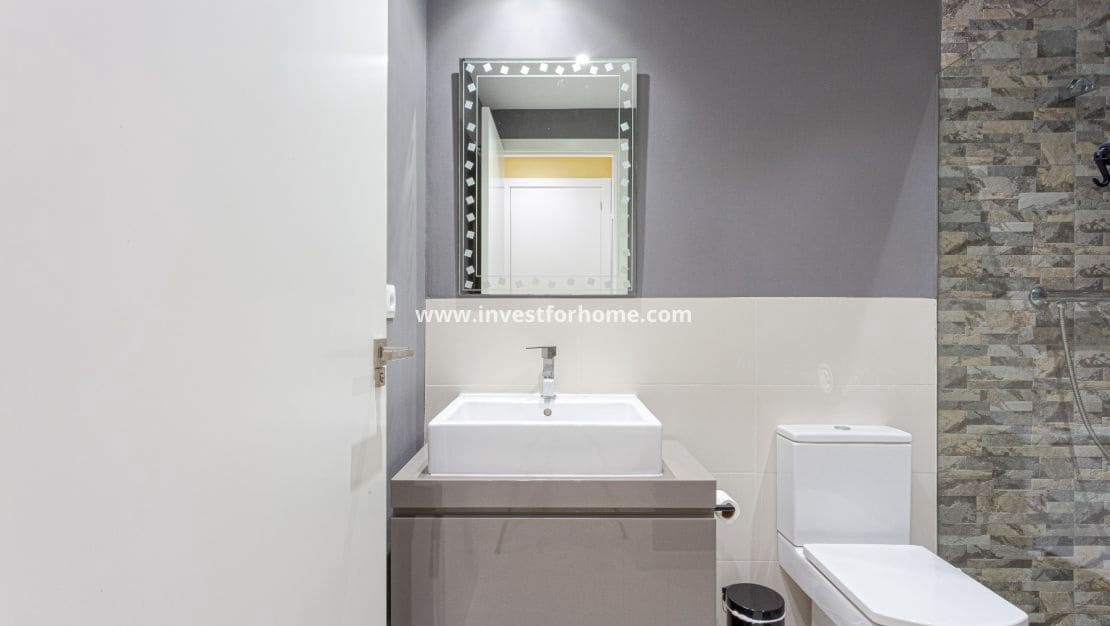 2 sypialnia Apartament na sprzedaż w Villamartin z basenem garażem - 268 000 € (Ref: 9547078)