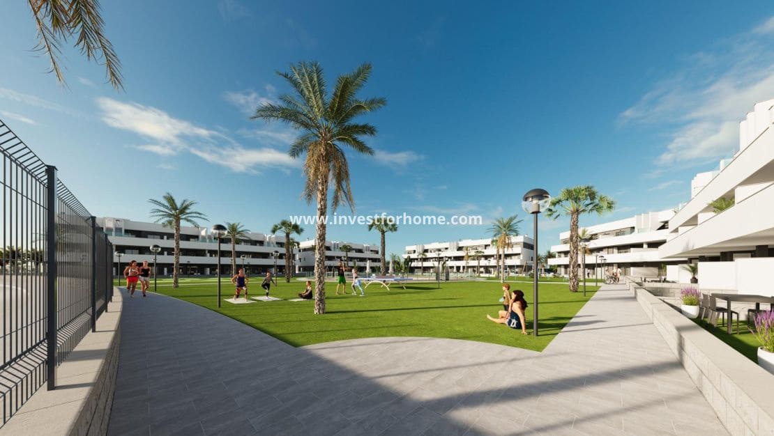 2 quarto Apartamento para venda em El Raso com piscina - 228 000 € (Ref: 9563698)