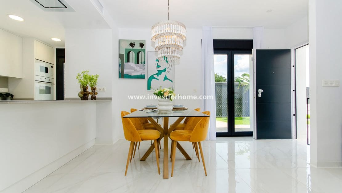 3 soveværelse Villa til salg i Orihuela Costa med swimmingpool - € 415.000 (Ref: 9634993)