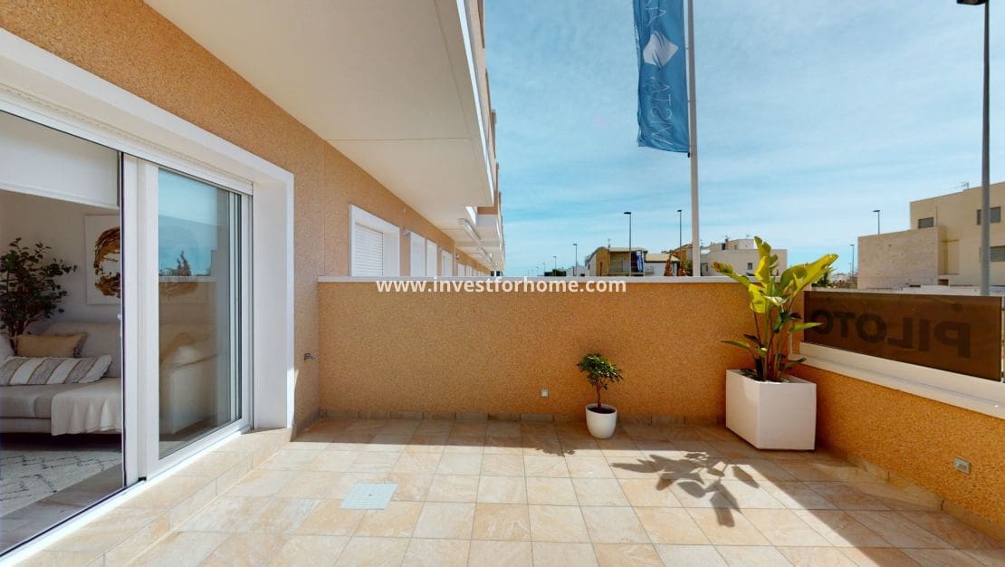 3 chambre Maison de Ville à vendre à Pilar de la Horadada avec piscine - 299 900 € (Ref: 9653183)