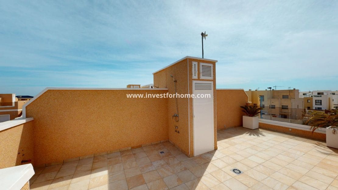 3 chambre Maison de Ville à vendre à Pilar de la Horadada avec piscine - 299 900 € (Ref: 9653183)