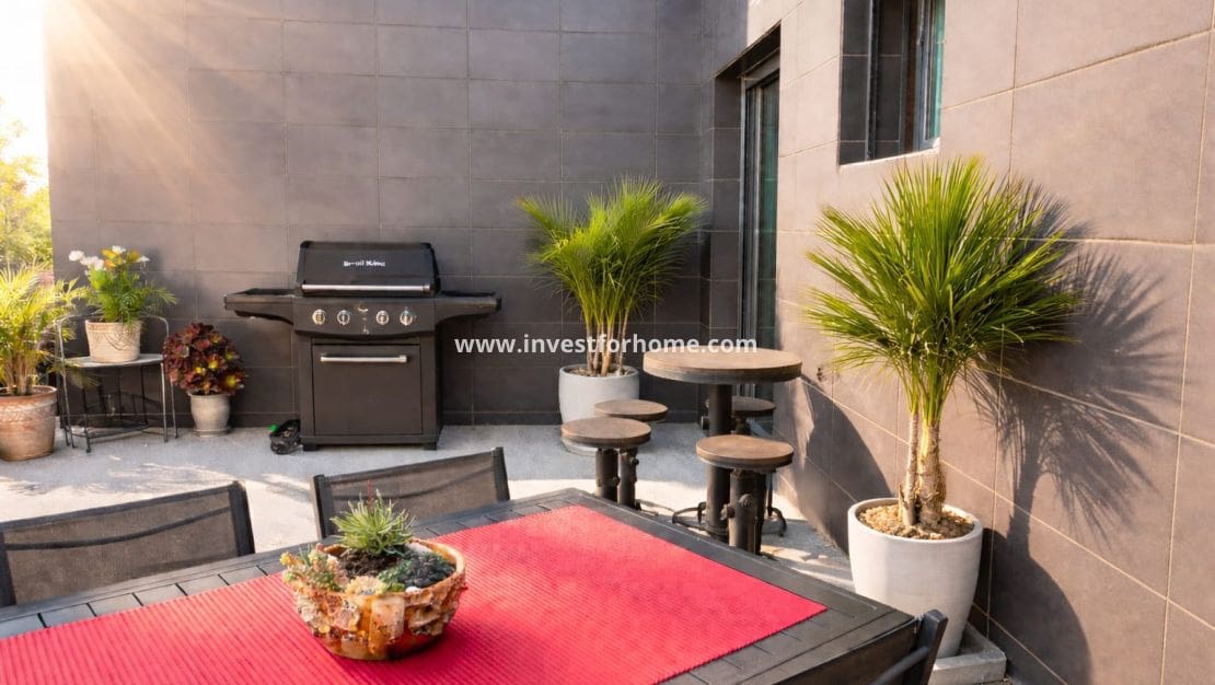 2 bedroom Apartment for sale in Villamartin with pool - € 329,000 (Ref: 9809794)