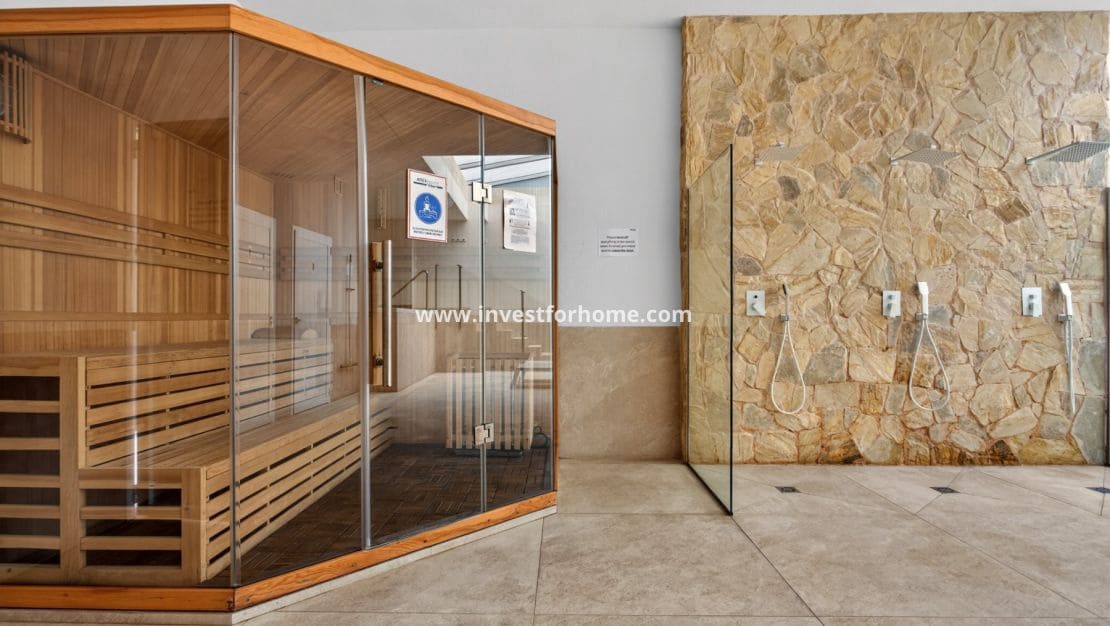 Apartamento de 2 habitaciones en El Raso en venta con piscina - 325.000 € (Ref: 9810390)