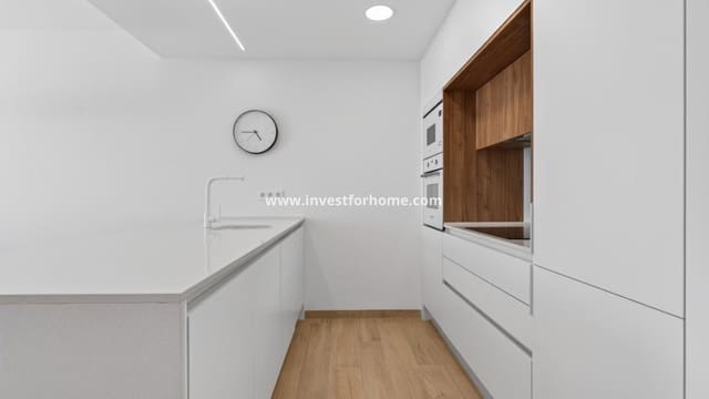 Apartamento de 2 habitaciones en El Raso, Guardamar del Segura en venta con piscina - 325.000 € (Ref: 9810390)