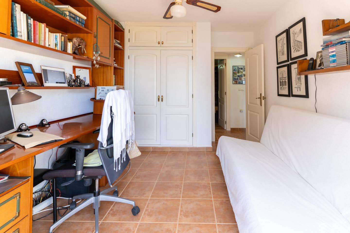 Chalet de 4 habitaciones en Gran Alacant en venta con piscina garaje - 990.000 € (Ref: 10004309)