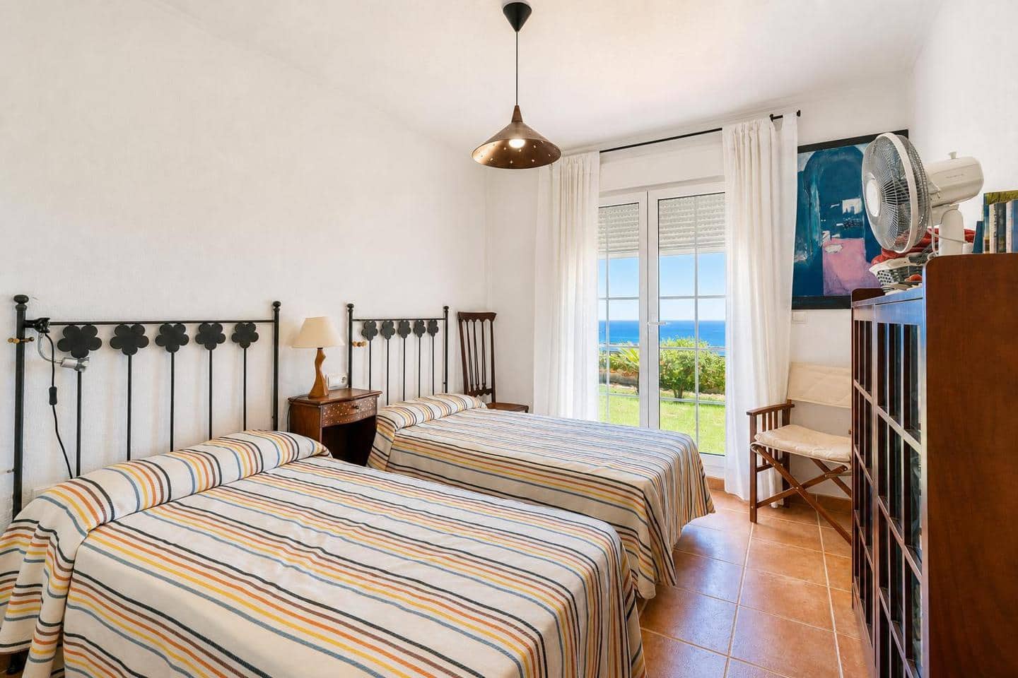 Chalet de 4 habitaciones en Gran Alacant en venta con piscina garaje - 990.000 € (Ref: 10004309)
