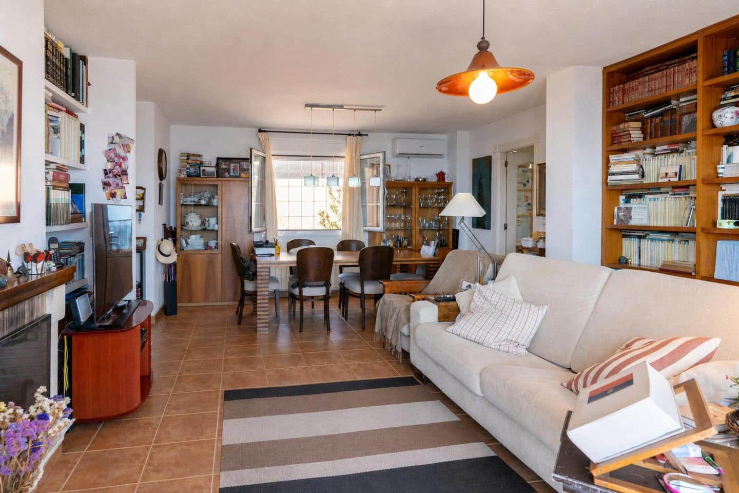 Chalet de 4 habitaciones en Gran Alacant en venta con piscina garaje - 990.000 € (Ref: 10004309)
