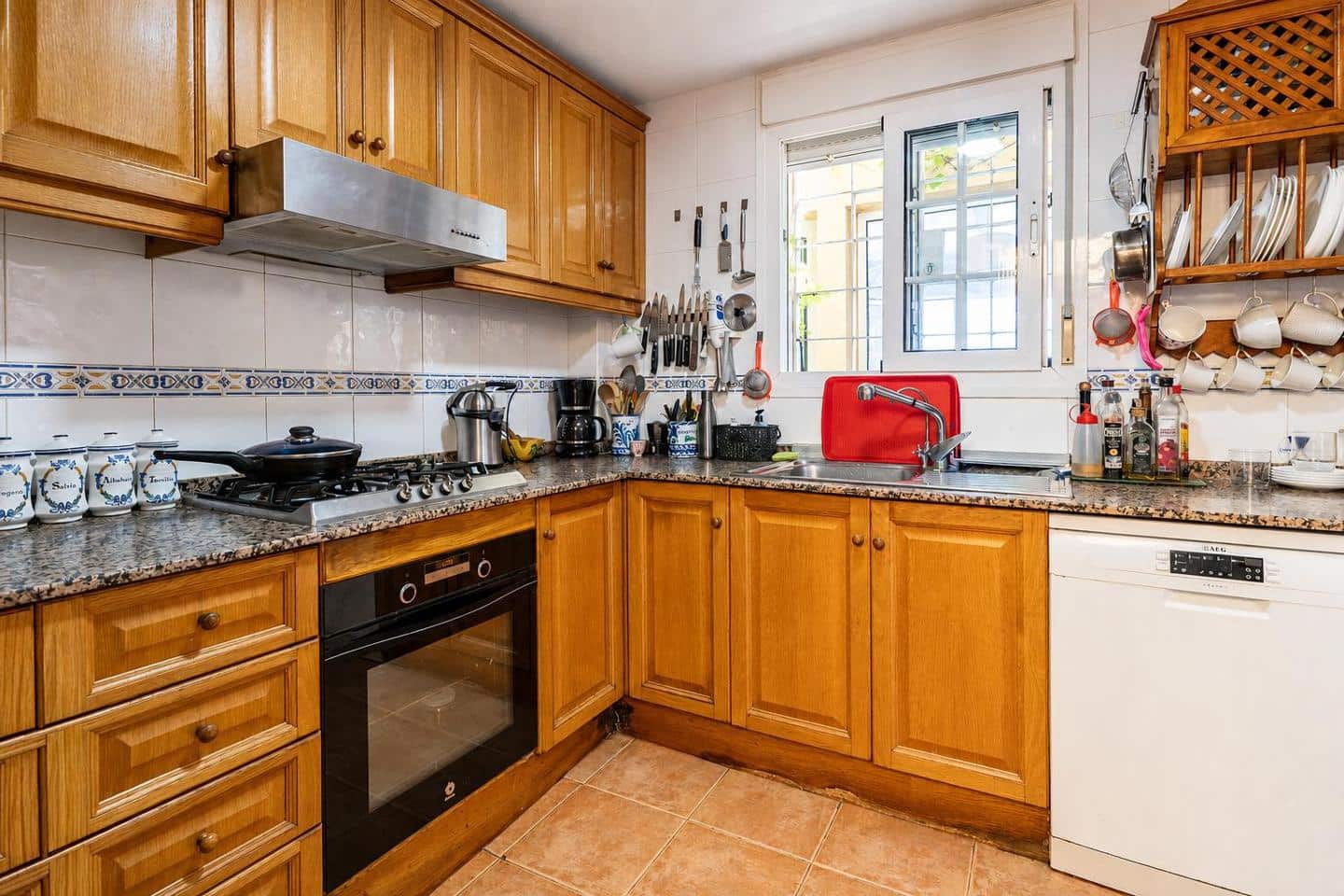 Chalet de 4 habitaciones en Gran Alacant en venta con piscina garaje - 990.000 € (Ref: 10004309)