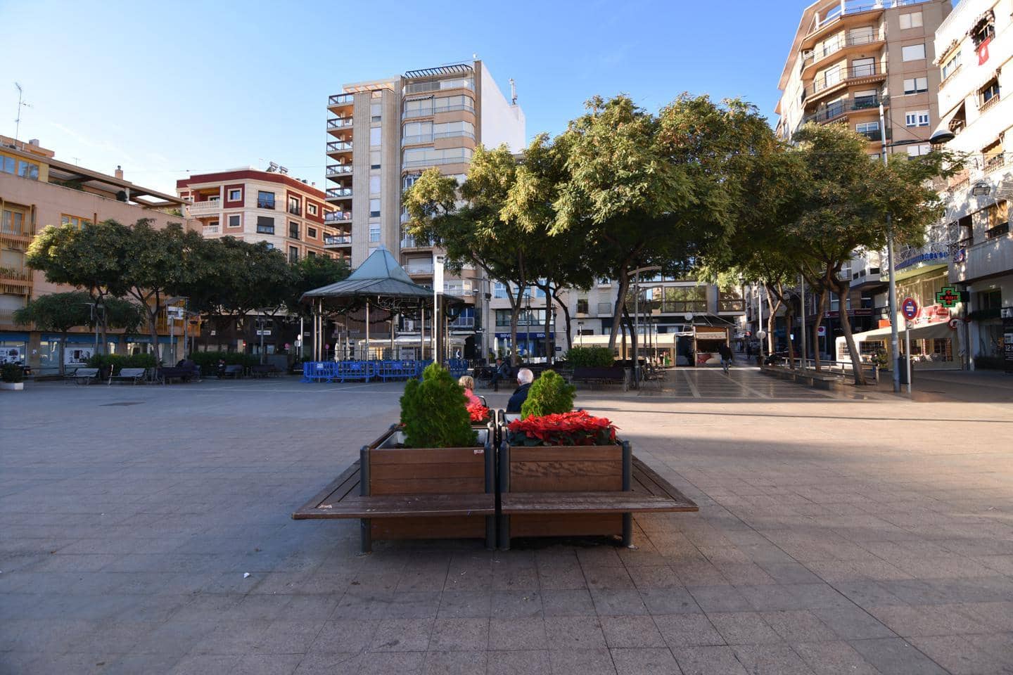 2 slaapkamer Flat te koop in Santa Pola met zwembad garage - € 174.000 (Ref: 10019707)