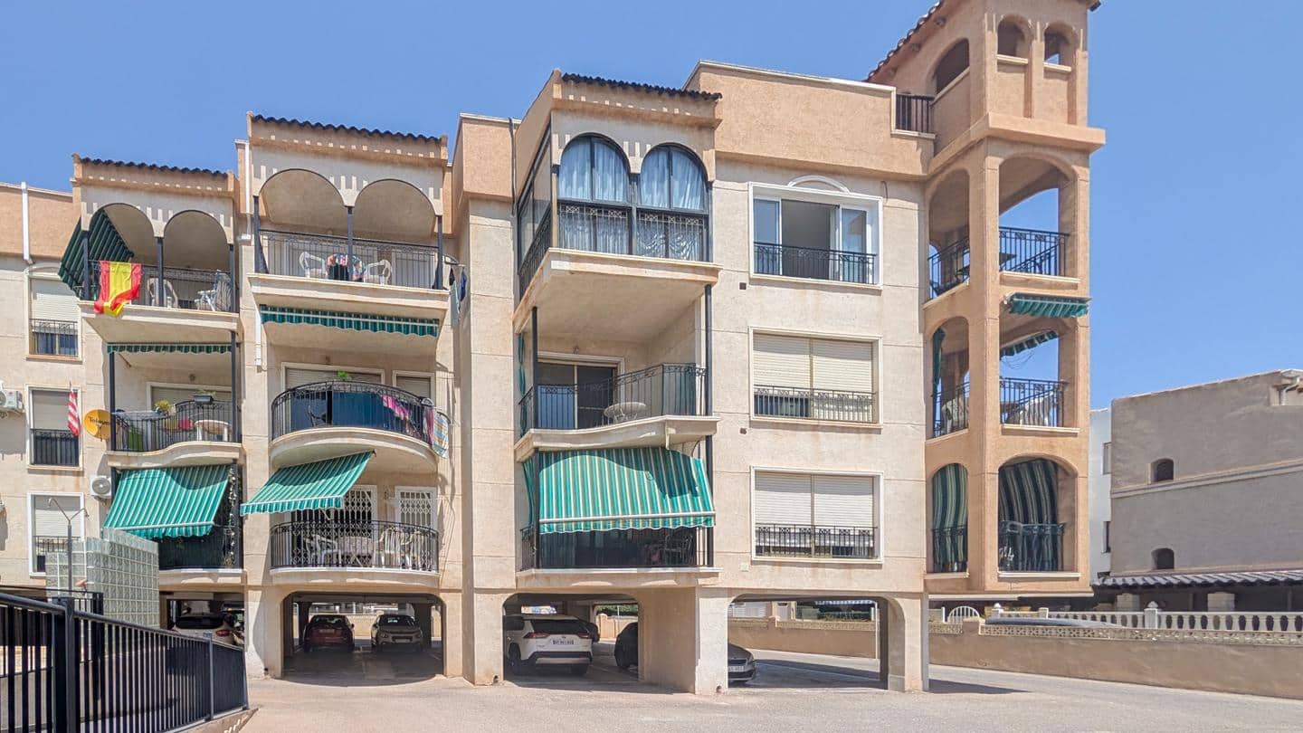 2 slaapkamer Flat te koop in Santa Pola met zwembad garage - € 174.000 (Ref: 10019707)