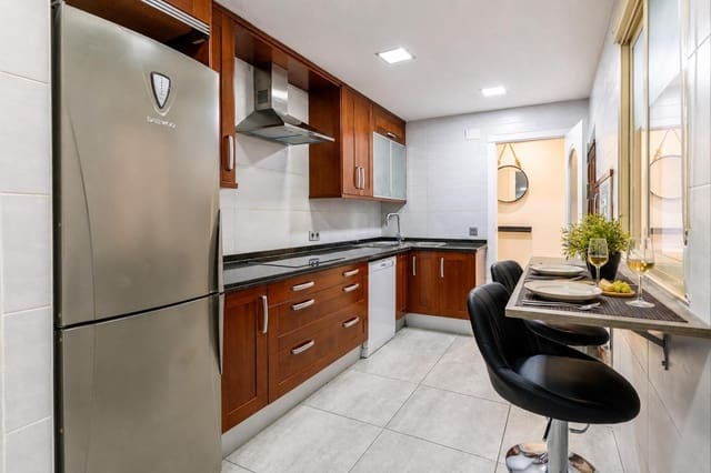 2 slaapkamer Flat te koop in Playa Levante, Santa Pola - € 249.000 (Ref: 10023363)