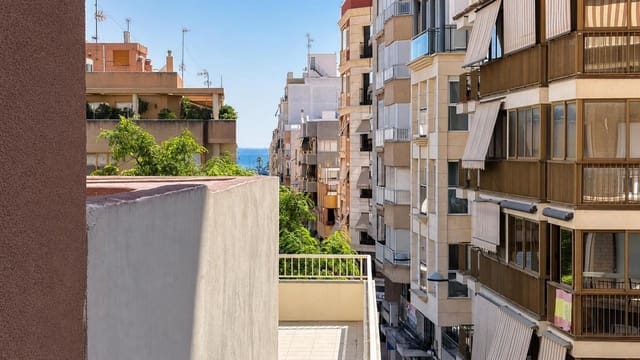 2 slaapkamer Flat te koop in Playa Levante, Santa Pola - € 249.000 (Ref: 10023363)