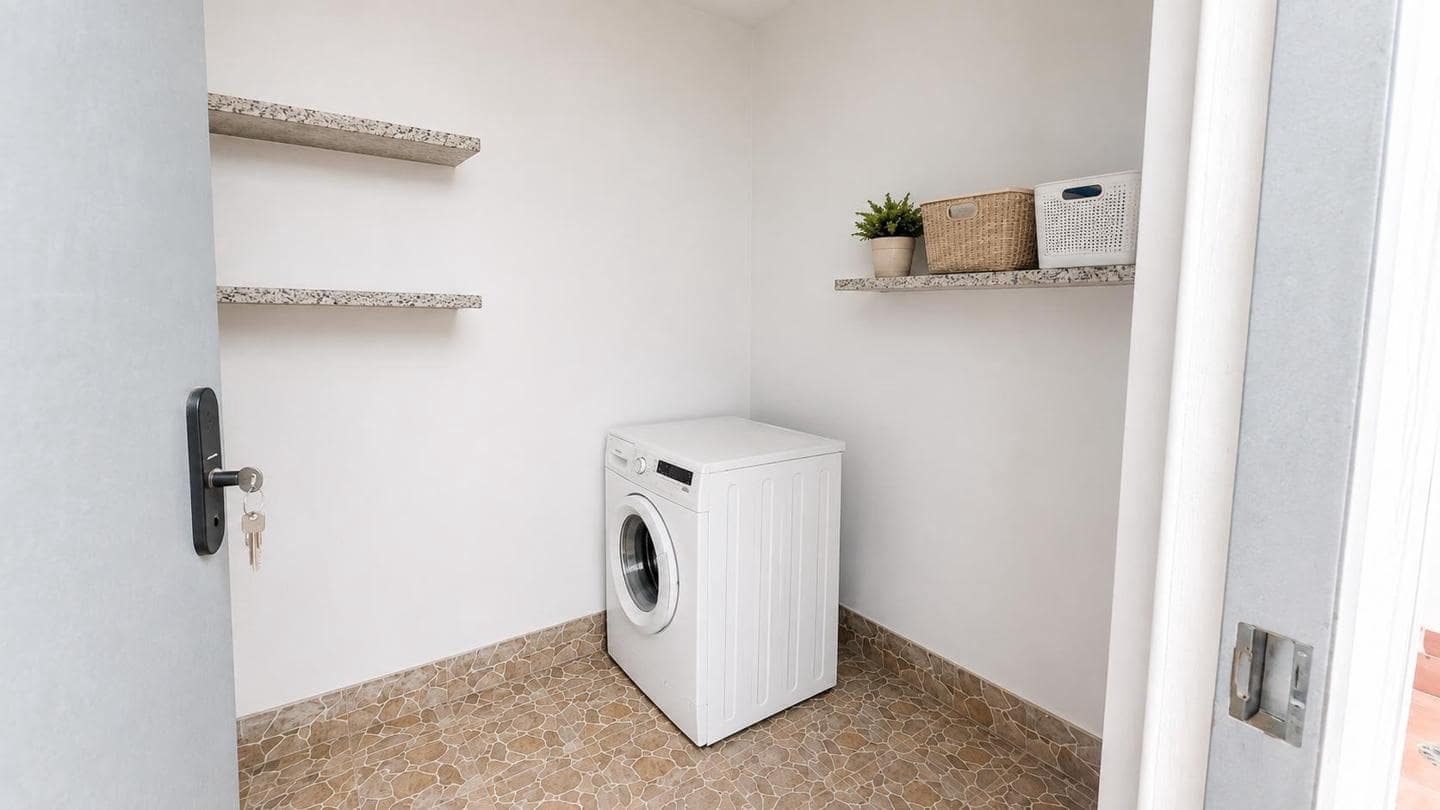 2 chambre Villa/Maison à vendre à Arenales del Sol avec piscine - 230 000 € (Ref: 10024821)