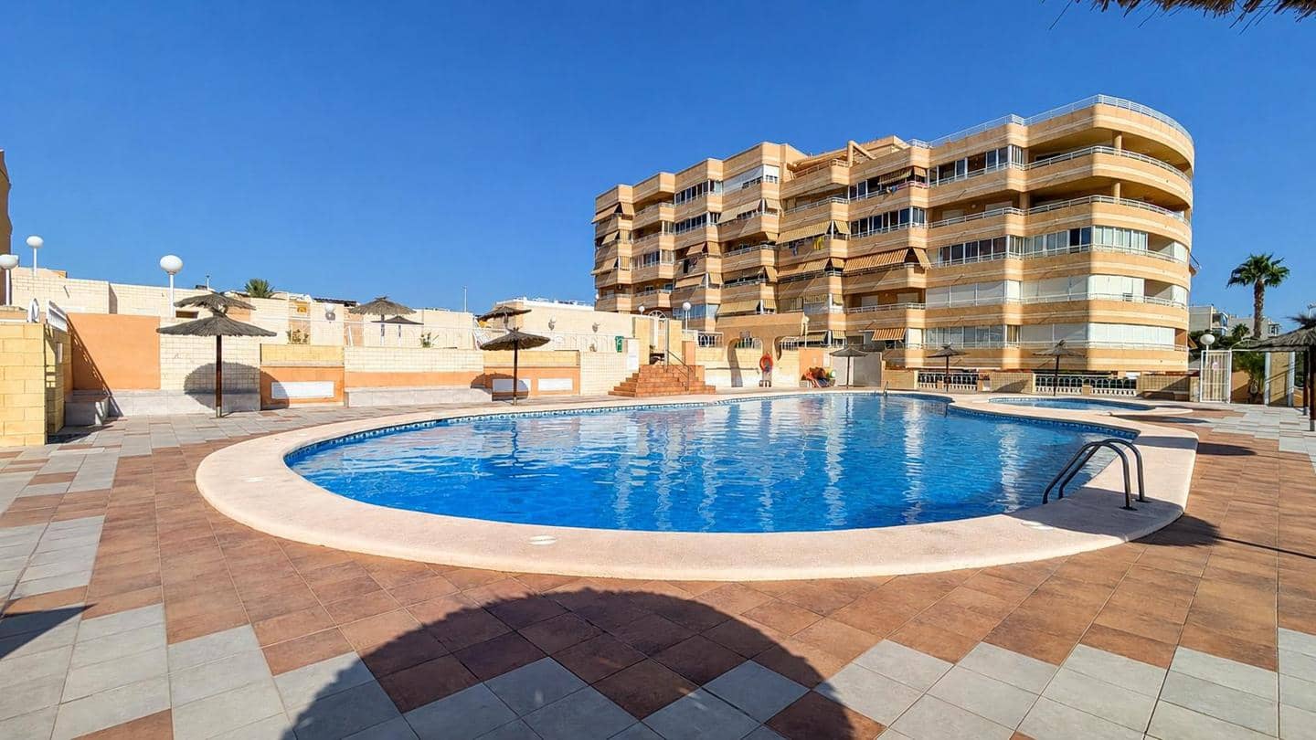 2 chambre Villa/Maison à vendre à Arenales del Sol avec piscine - 230 000 € (Ref: 10024821)