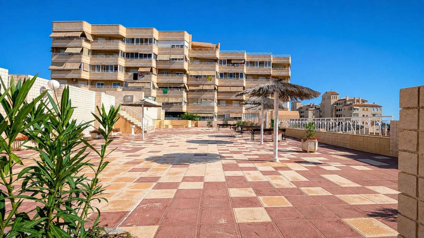 2 chambre Villa/Maison à vendre à Arenales del Sol avec piscine - 230 000 € (Ref: 10024821)