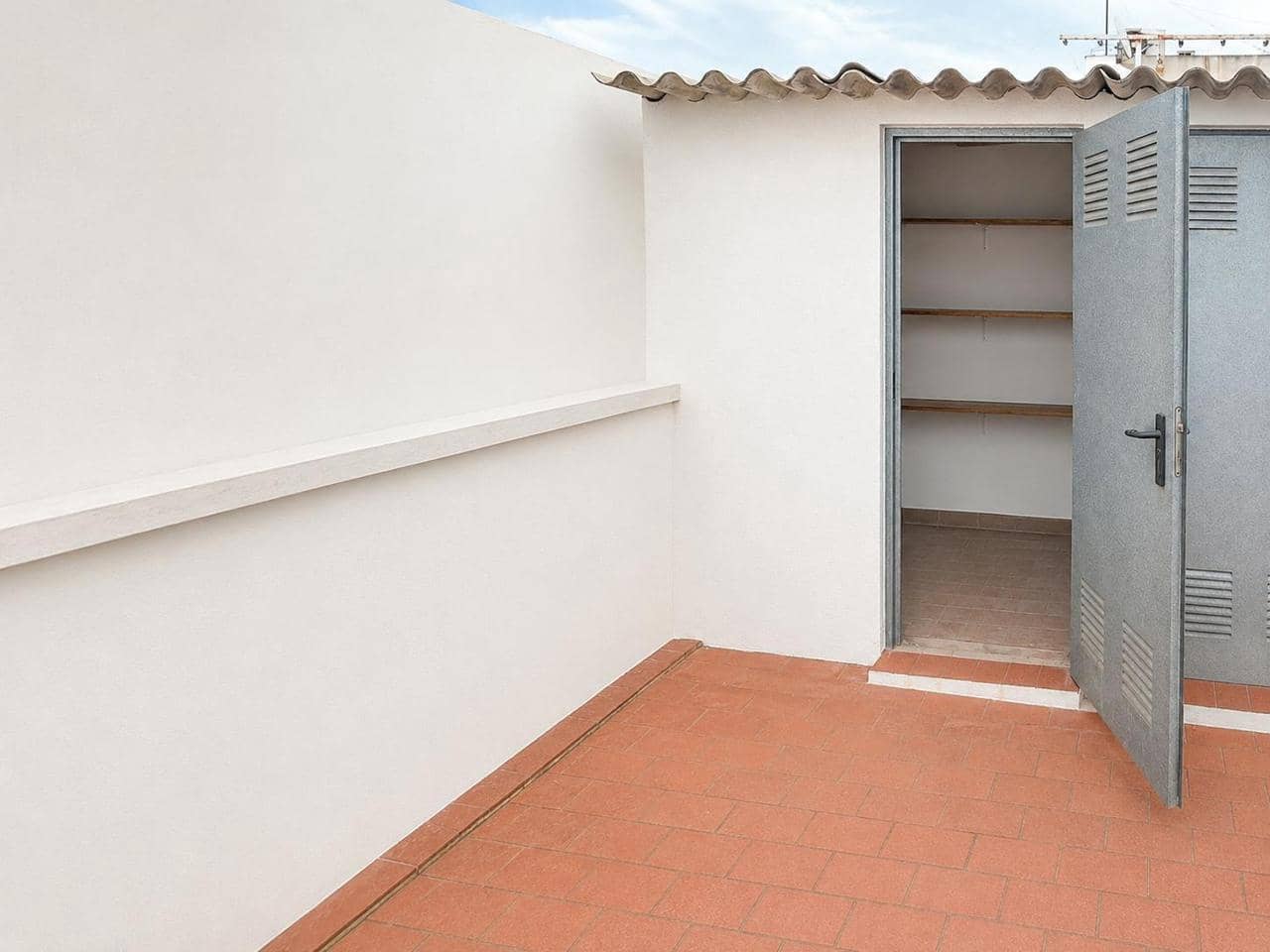 3 bedroom Flat for sale in Santa Pola - € 275,000 (Ref: 10035632)
