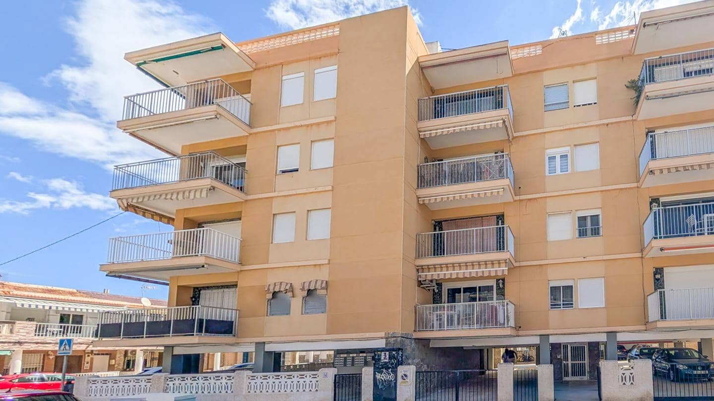 Piso de 3 habitaciones en Santa Pola en venta con garaje - 232.500 € (Ref: 10043500)
