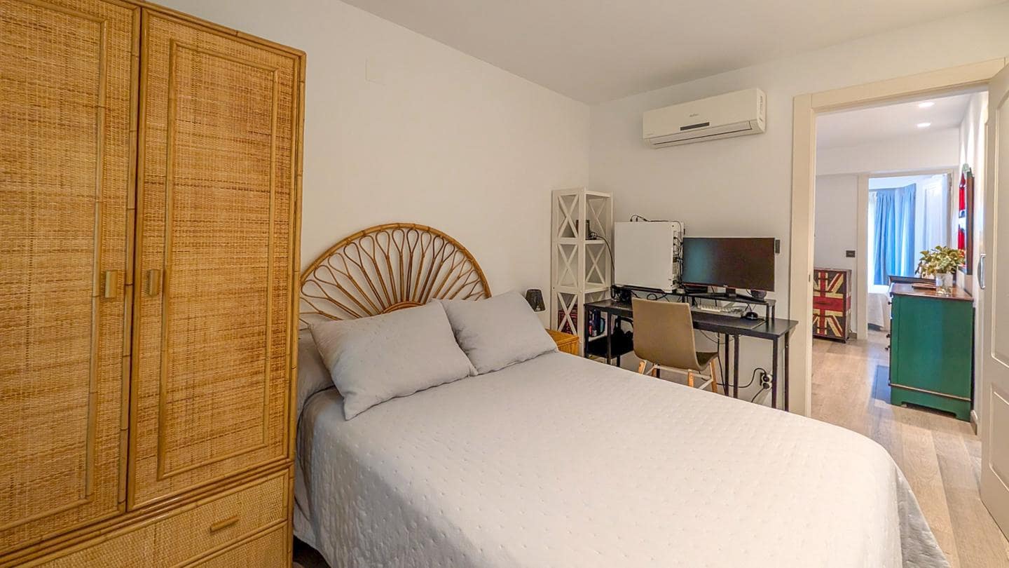 Piso de 3 habitaciones en Santa Pola en venta con garaje - 232.500 € (Ref: 10043500)