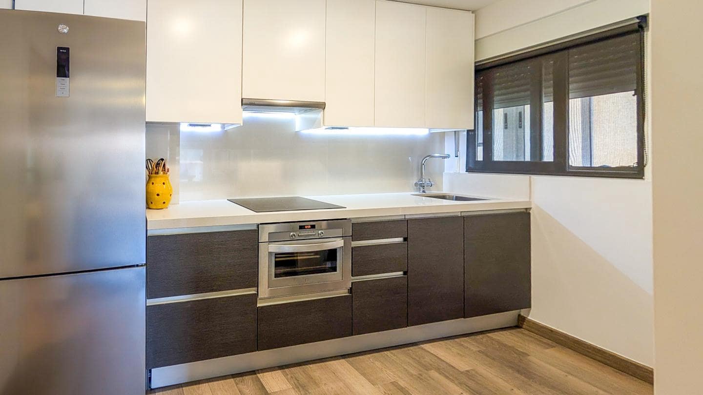 Piso de 3 habitaciones en Santa Pola en venta con garaje - 232.500 € (Ref: 10043500)