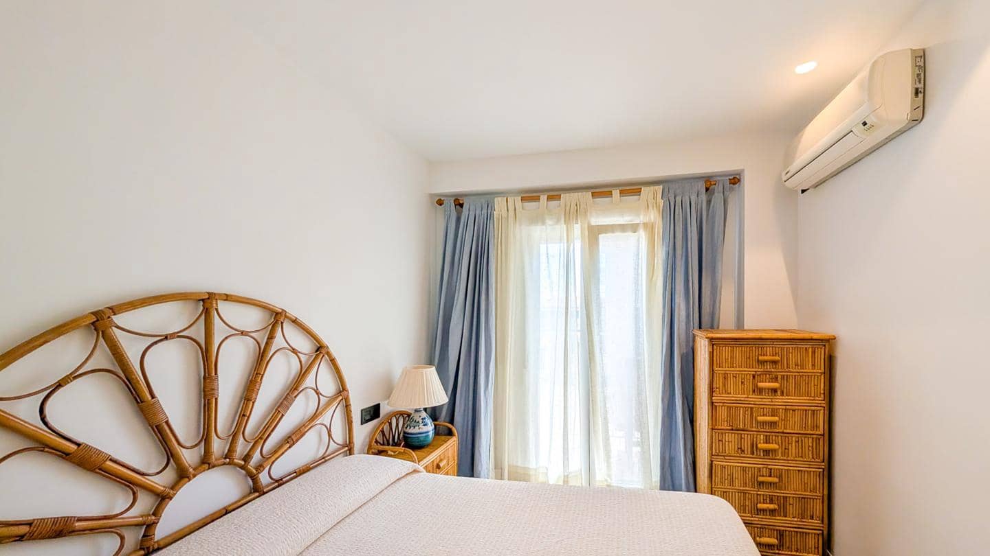 Piso de 3 habitaciones en Santa Pola en venta con garaje - 232.500 € (Ref: 10043500)