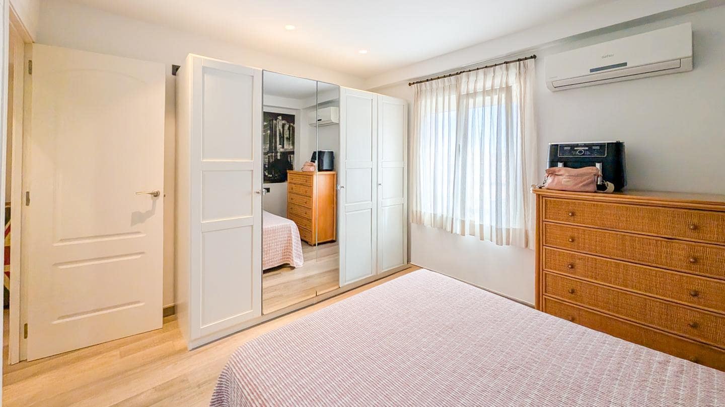 Piso de 3 habitaciones en Santa Pola en venta con garaje - 232.500 € (Ref: 10043500)