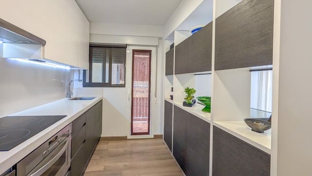 3 sypialnia Mieszkanie na sprzedaż w Playa Tamarit - Playa Lissa, Santa Pola z garażem - 232 500 € (Ref: 10043500)