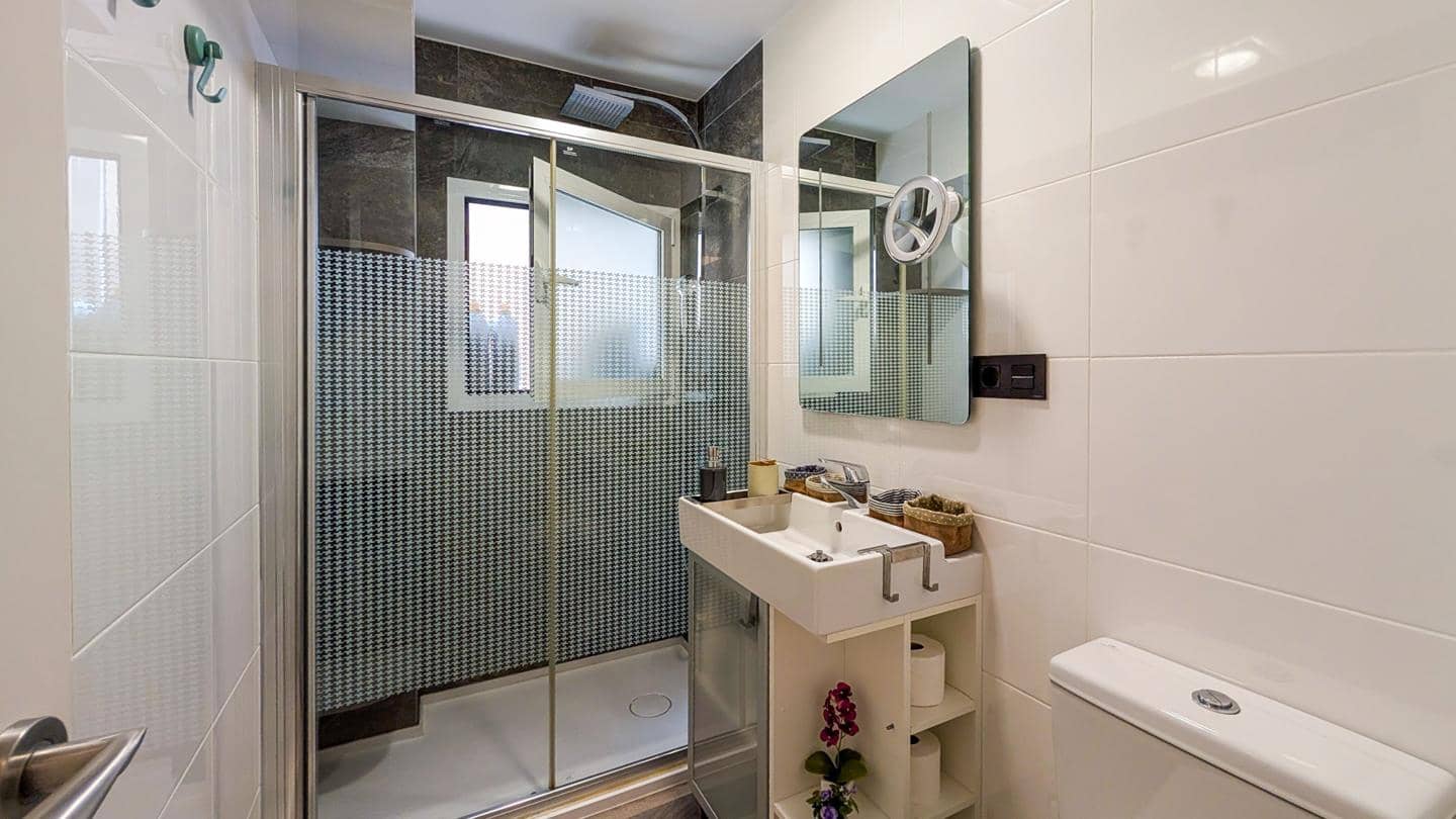 Piso de 3 habitaciones en Santa Pola en venta con garaje - 232.500 € (Ref: 10043500)