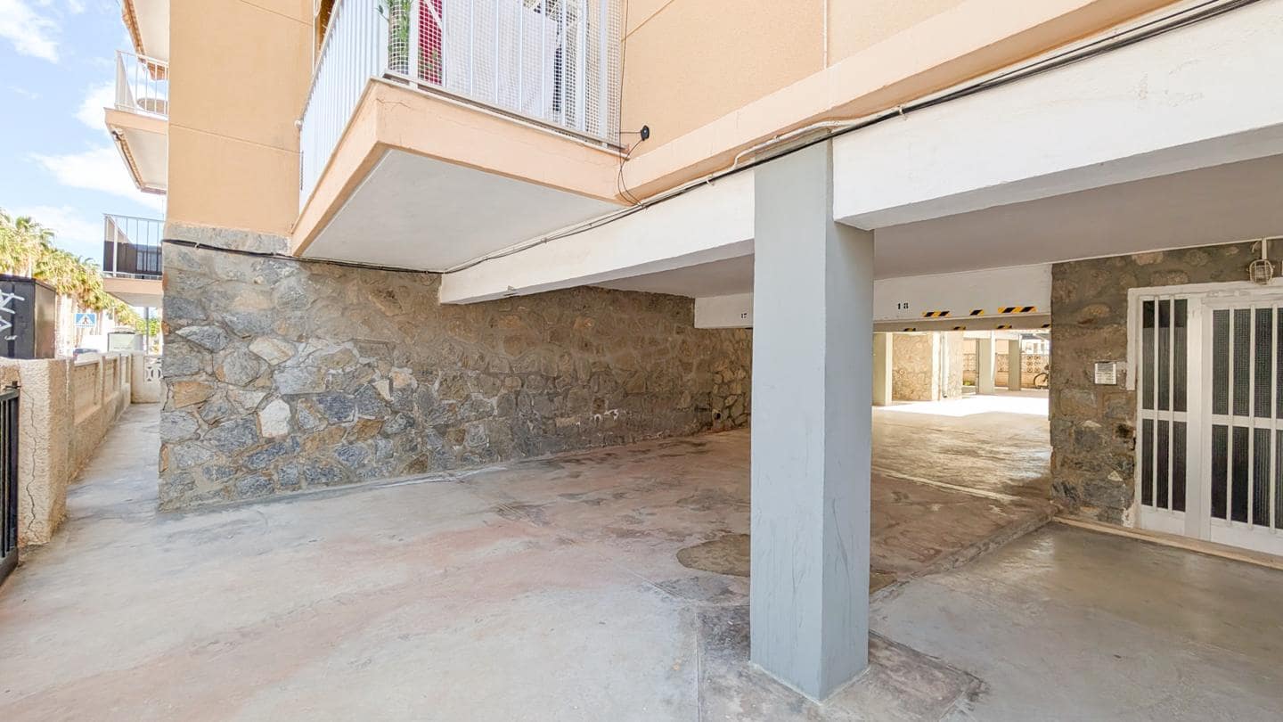 Piso de 3 habitaciones en Santa Pola en venta con garaje - 232.500 € (Ref: 10043500)