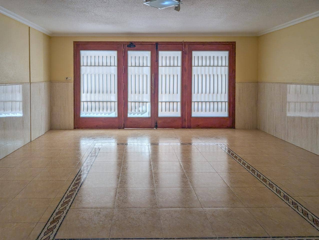 4 sovrum Lägenhet till salu i Santa Pola med garage - 630 000 € (Ref: 10088715)