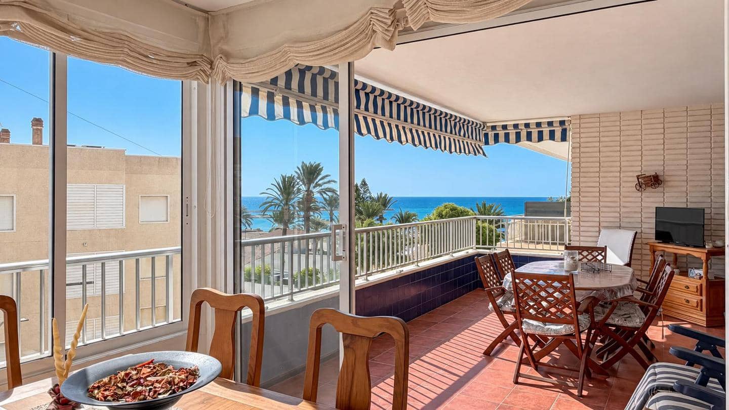 4 sovrum Lägenhet till salu i Santa Pola med garage - 630 000 € (Ref: 10088715)