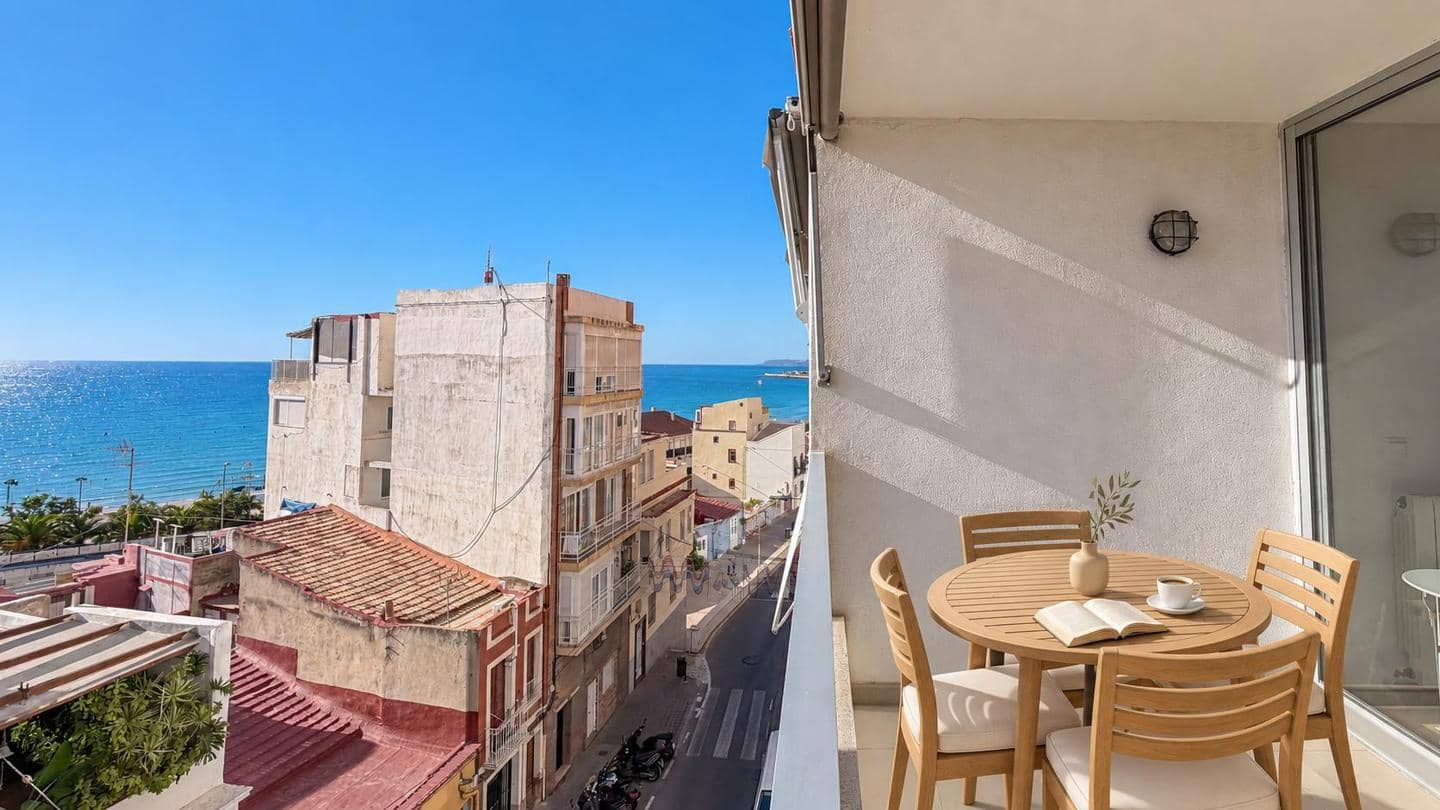 3 soveværelse Lejlighed til salg i Alicante by - € 389.000 (Ref: 10091486)